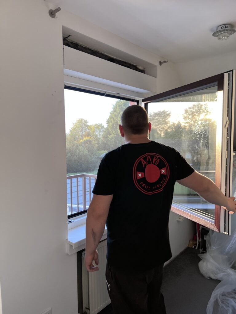 Fenstereinbau Duisburg - Vertrauen Sie AMB Profi Service für professionelle Fensterinstallation